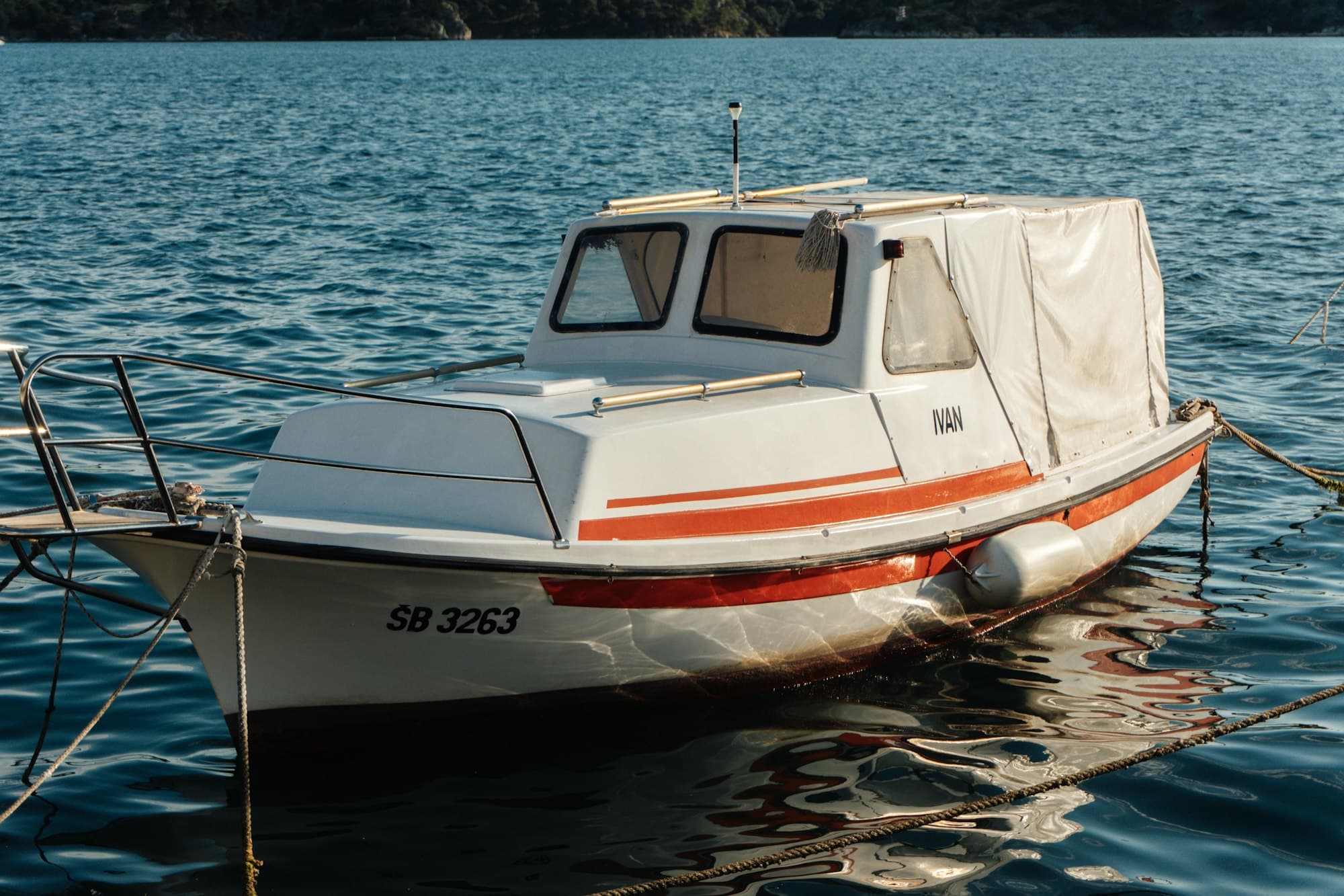 10 Seater private boat in Lagos
